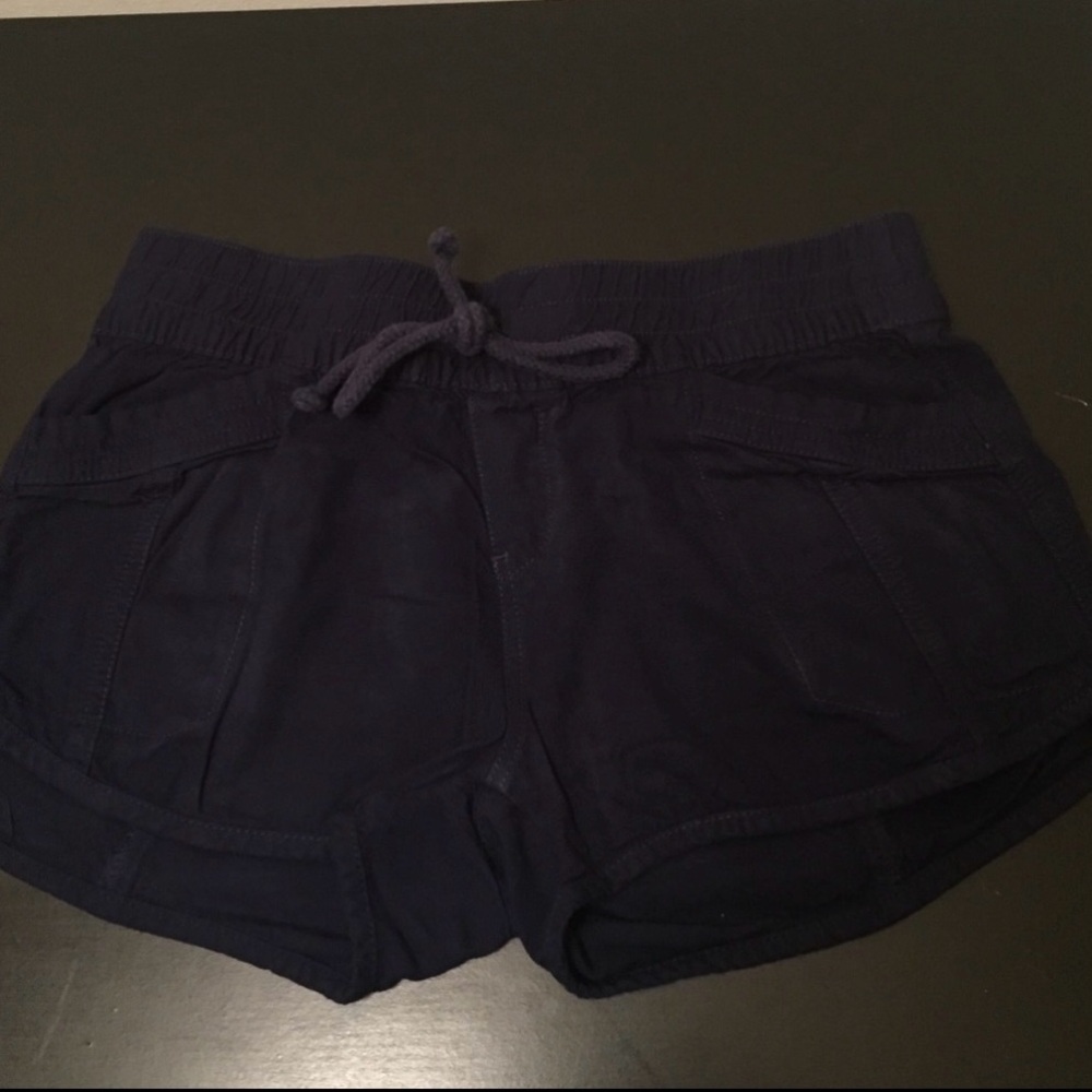Navy blue Arizona shorts🦋